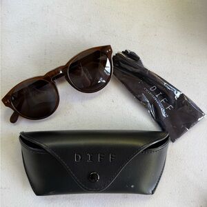 Diff Eyewear Brown Sunglasses